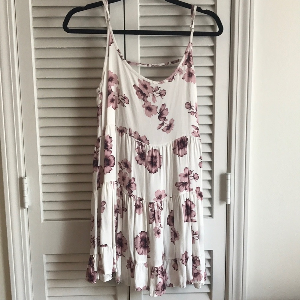Brandy Melville White Floral Jada Dress